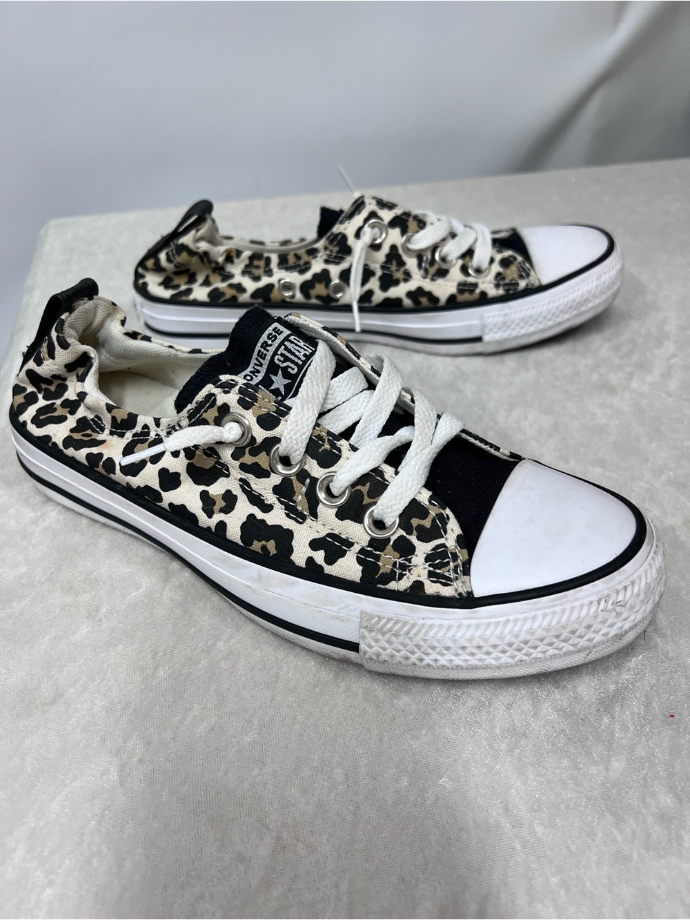 Converse Low Top Leopard Print Canvas Sneakers Black/Beige size 7 slip on